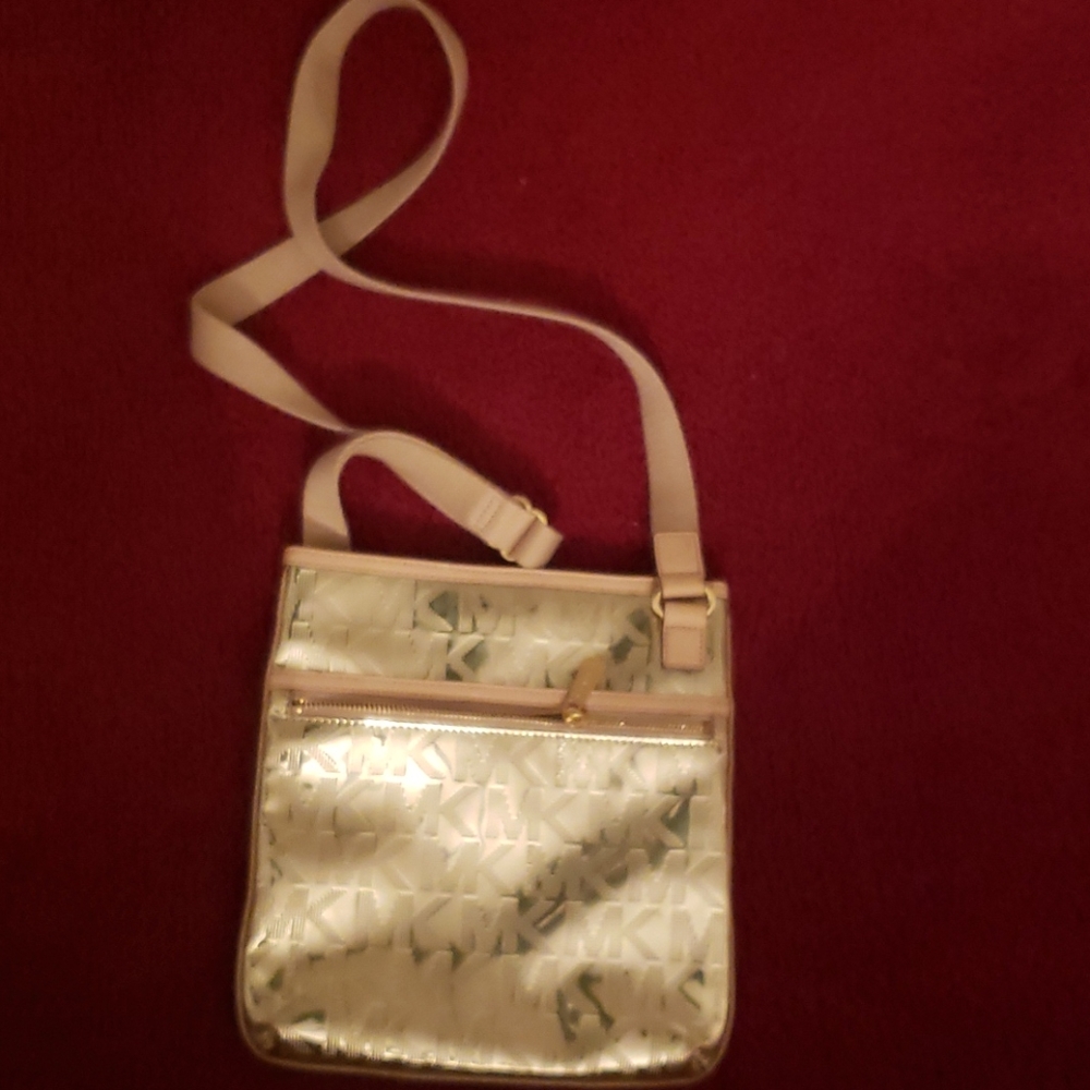 Metallic Gold Michael Kors Crossbody bag
